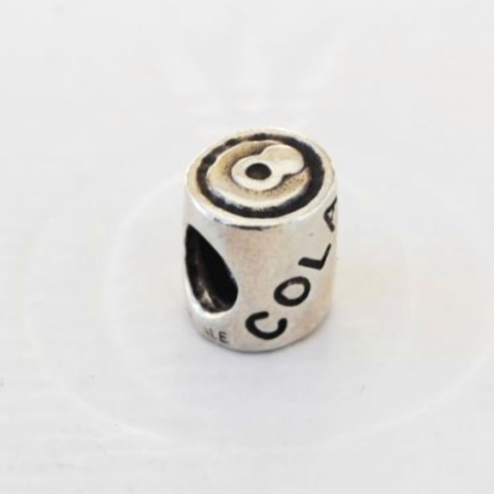 Pandora Retired cola